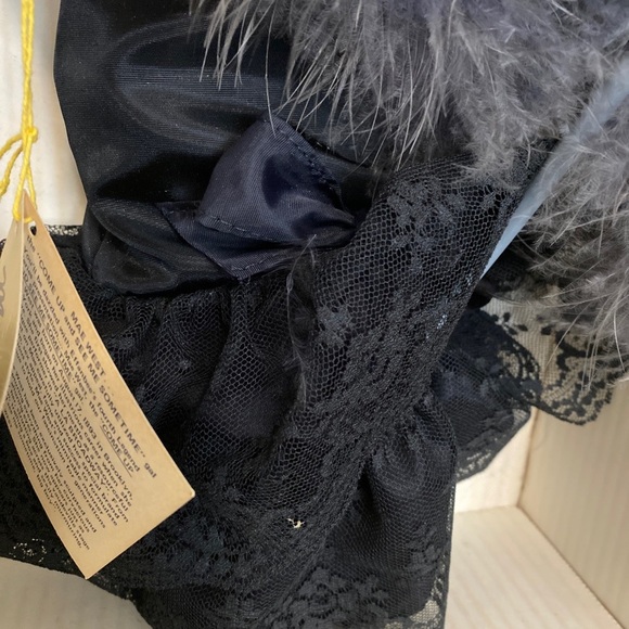 VTG MAE WEST EFFANBEE LEGEND SERIES DOLL 1980’s ALL ORIGINAL CLOTHING and BOX - Picture 4 of 13